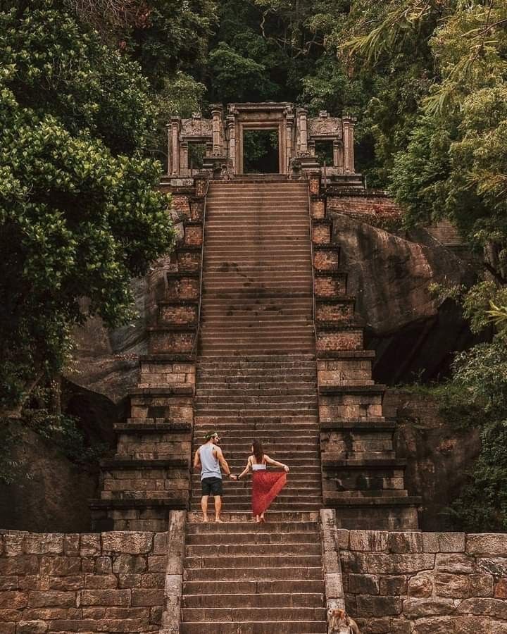 Sri Lanka Heritage & Coastal Bliss